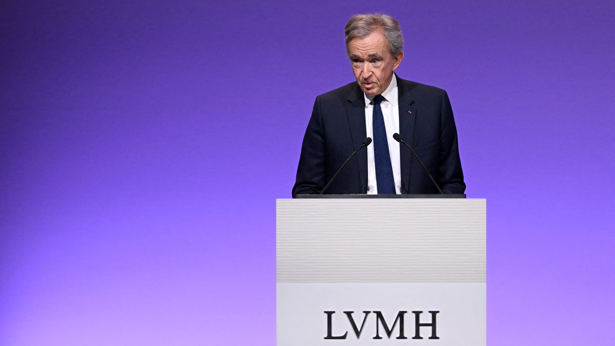 MazumaToday's tweet photo. LVMH CEO Bernard Arnault's family office goes shopping for AI startups https://t.co/Y91ZdDgSPt https://t.co/NTcZBPNVVe