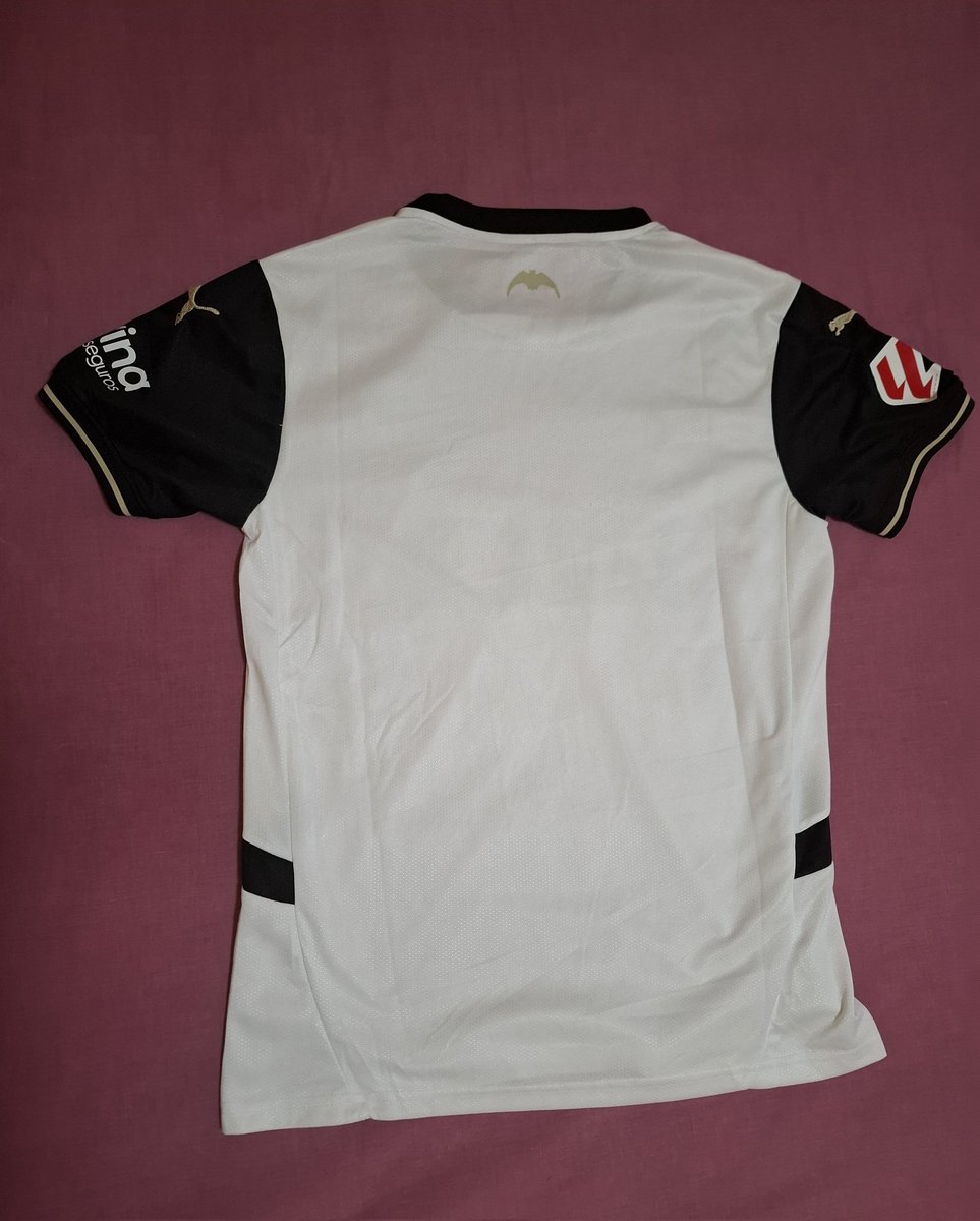 Ches_vcfinfo's tweet photo. SORTEO DE CAMISETA DEL VALENCIA CF✅️🦇:

🔜Sorteo de la primera equitación  del Valencia CF de la temporada 24/25.

↪️🦇REQUISITOS🦇:

✅️Seguir a esta cuenta

🧡Dar like al tweet

➡️Dar retweet a este tweet

El sorteo durará hasta el 31 de agosto  SUERTE🧡 https://t.co/81CnMc1fbd