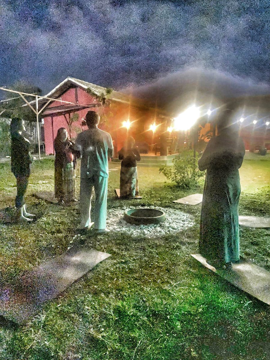 mipaunic's tweet photo. Meditación en movimiento y alimentación consciente #ayuno #meditacion #yoga #buzios #mardelplata #chapamaldal #calafate https://t.co/hWnQxv0K4Z