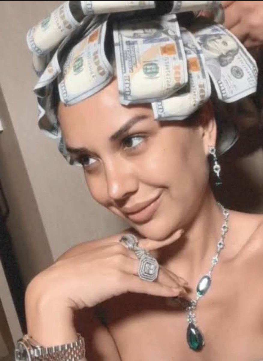 Dilan Polat’ın serbest bırakılıp, Dilruba’nın tutuklu olmasıyla, tüm Türkiye’nin vicdanını ağır yara almıştır.
Adalete duyulan güven bir kez daha yerle yeksan edildi..‼️

Eminin herkes kendini Dilruba gibi çaresiz ve kimsesiz hissediyor ‼️

#dilanpolat #DilrubaSerbestBırakılsın