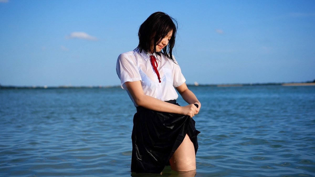 Amazon.co.jp: 石井優希1st写真集 ゆうきのみなもと サイン入り
