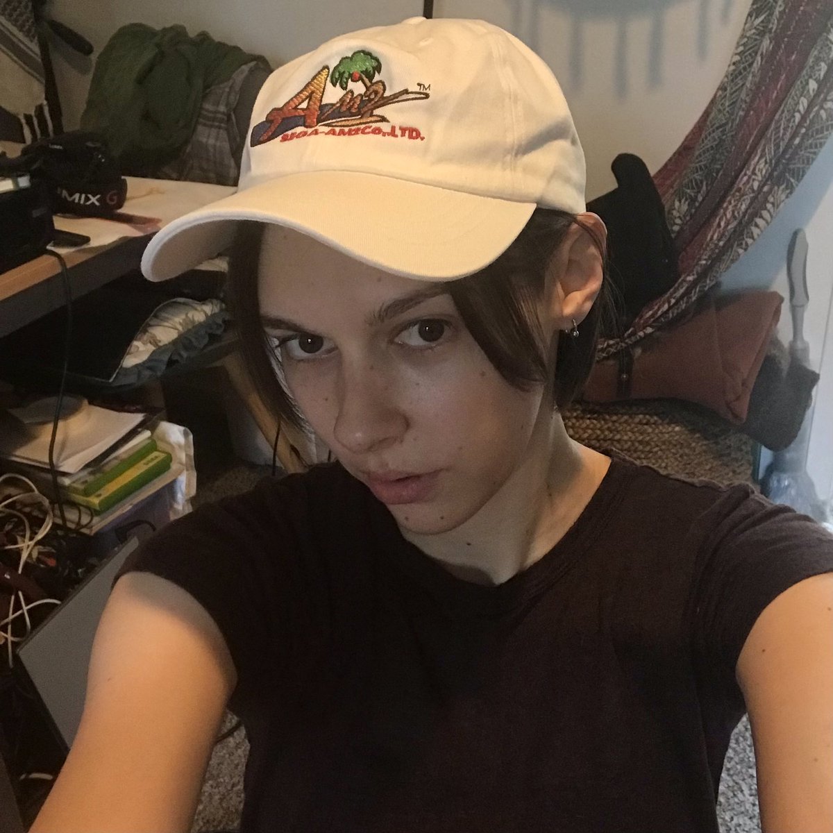 wearing my sick AM2 hat from <a href="/sglls/">ＳＥＡＧＵＬＬＳ</a> 🤙🌴