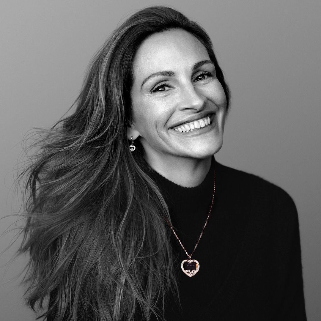 25. Julia Roberts in 1990 vs. 2024