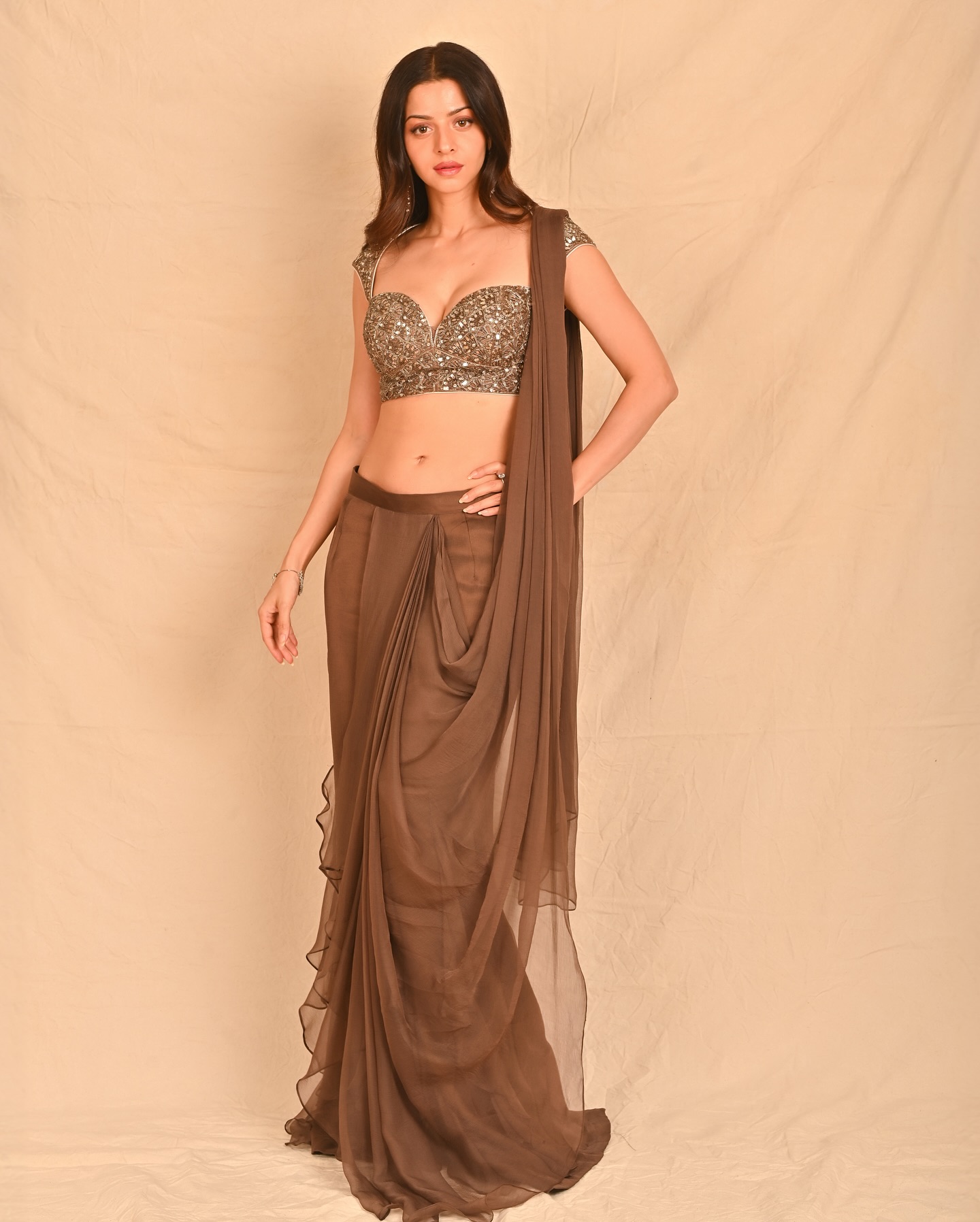 GVWRDdsbcAAWA9s?format=jpg&name=large