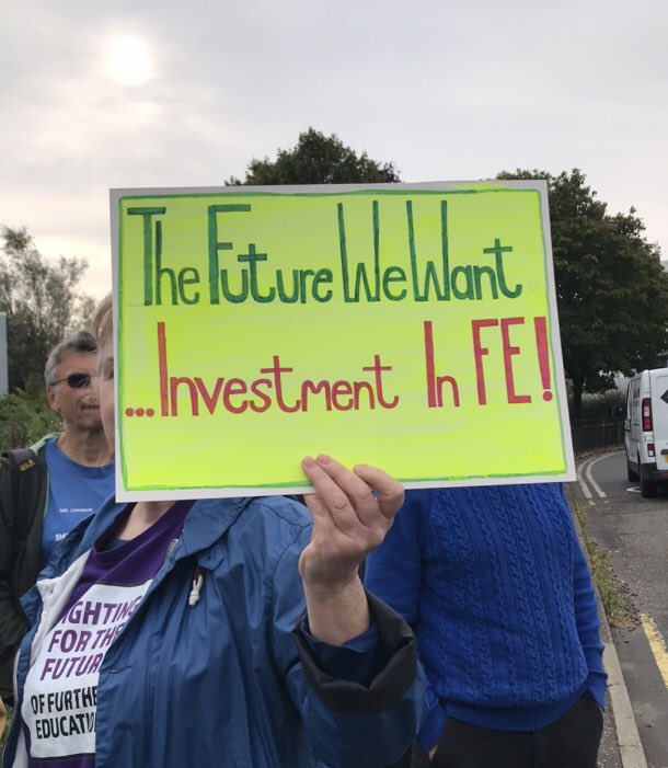edincol_eisfela's tweet photo. @ScotGovEdu @JennyGilruth @GraemeDeyMSP @fifecollege @scotgov This was the scene outside @edinburghcoll all staff development day called “The future we want”. College Lecturers future involves no pay & no say in our future! #doesthislookfair #fightingforFE https://t.co/qxNiJZ2yjl
