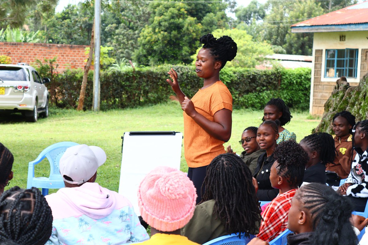 As Youth-led and serving CSO, we are committed in supporting groups of youth including young women collectives to facilitate learning and linking them to government affirmative funds for entrepreneurship to upscale and sustain their income generating activities.
#Power2YouthKe