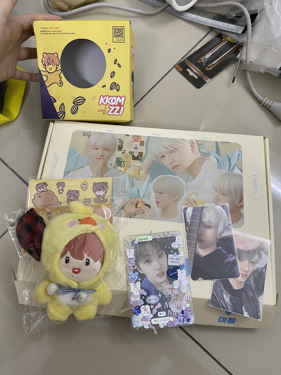 WTS Jisung Doll &amp; PC
All for Rm150 exc pos

#pasarnct