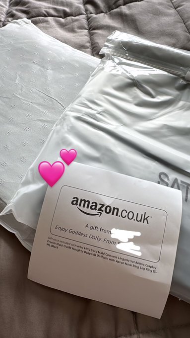 I Love being sent gifts 🎁 https://t.co/mFvRwVHbt4