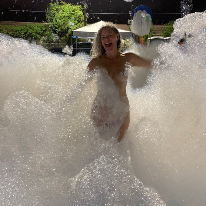 Hotel booked for the next Lifestyle Hotel Takeover in mid September.  My Tribe throws an awesome Swingers<a href="/tag/mvsales"class="tags"><span>#mvsales</span></a>