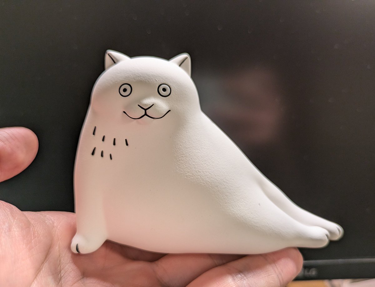 あ*う様 Vapour Park x 黒山キャシーラム ねこの置物 フィギュア ﾋｸﾞﾁ🍳 on X