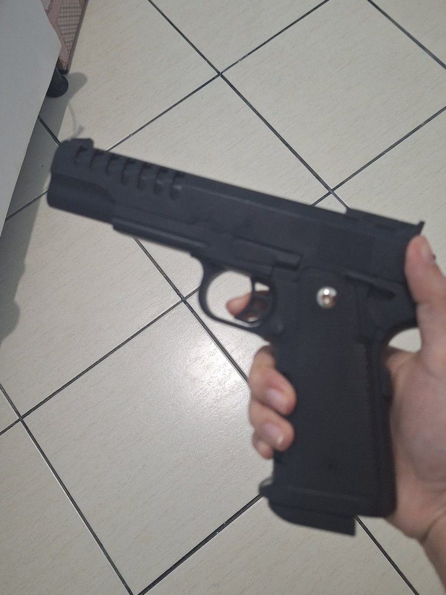 YUTAG4DO's tweet photo. quero ver alguem fala mal de roblox na minha frente agora https://t.co/MC59s67TEL