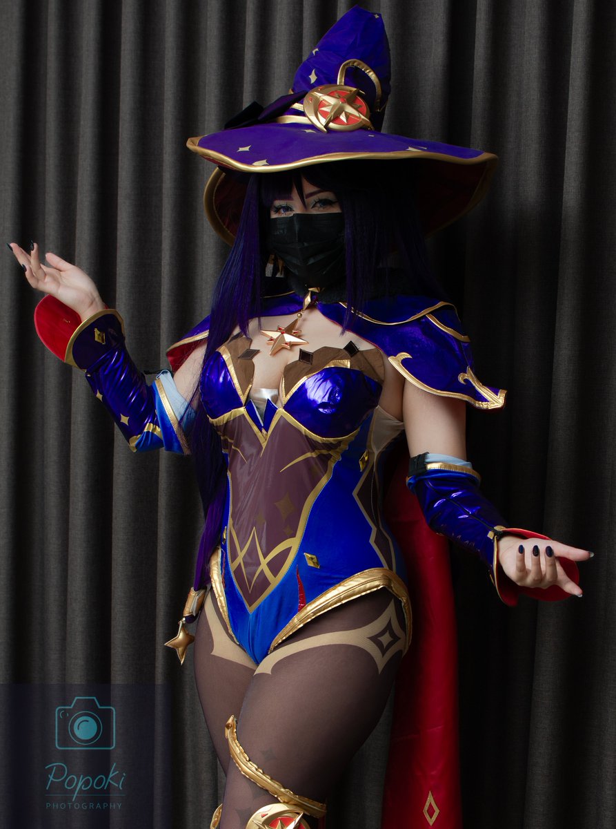 Popoki_photo's tweet photo. Hola buenas noches les comparto una foto de mona con Yae OwO
Esta foto  es de una sesión reciente.
#cosplayerofinstagram #cosplayer #cosplayers #cosplaygirl #cosplayphotography #cosplays #cosplay #fotografía #fotografia #cosplaylife #cosplaying #genshincosplay #genshin #genshinim https://t.co/FQ7gftVaau