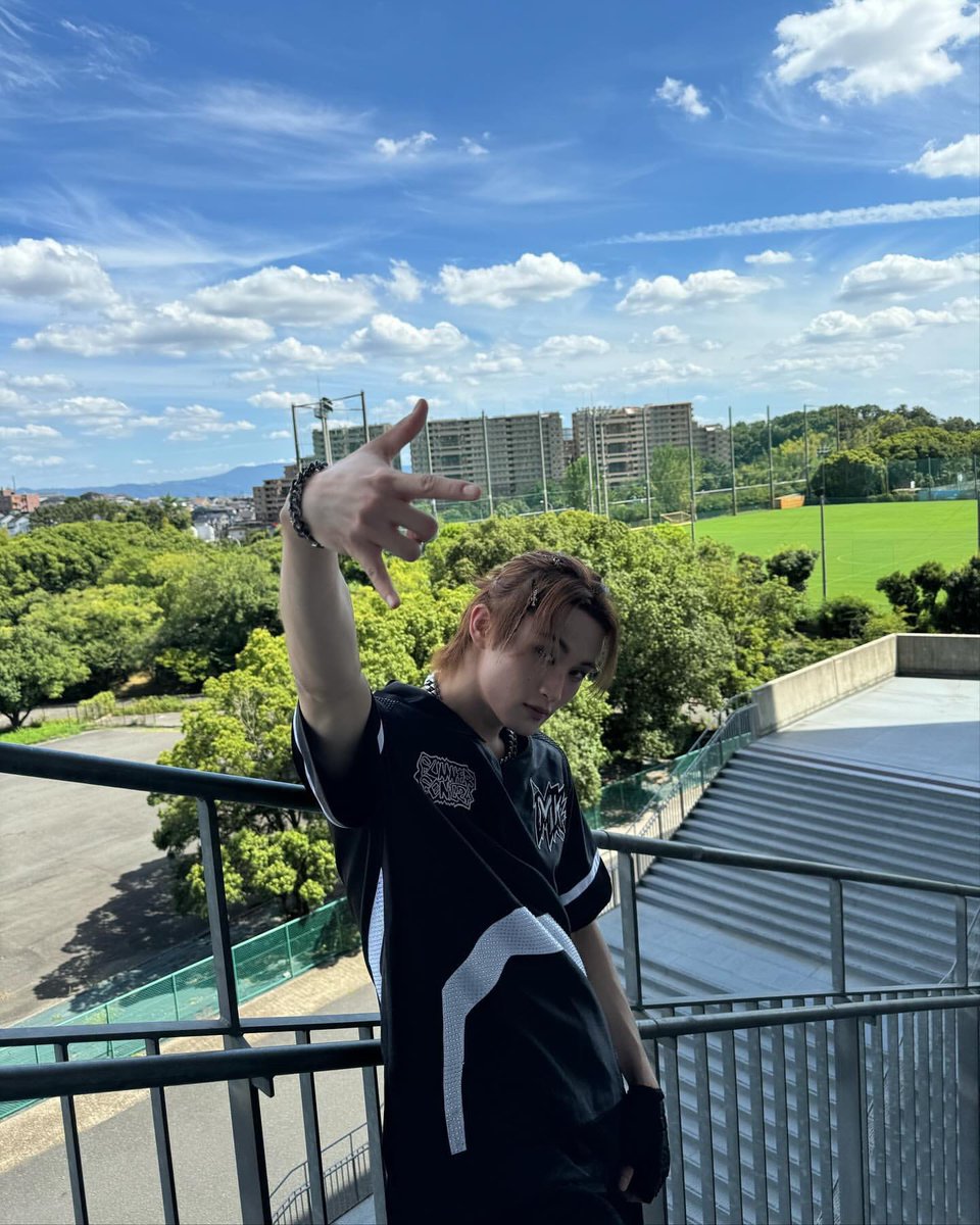 LOOKSMKL's tweet photo. 📸mark lee https://t.co/gHCvNGpw0x