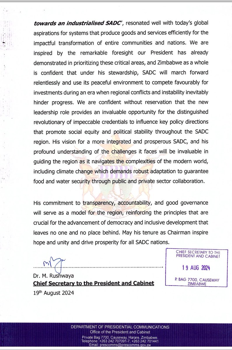 ThembaniNews's tweet photo. The Chief Secretary to the President and Cabinet, Dr Martin Rushwaya, congratulates H.E. President Mnangagwa for successfully hosting the 44th Sadc Summit for Heads of State and Government and for assuming the Sadc Chairmanship. https://t.co/wZTAqyigNe