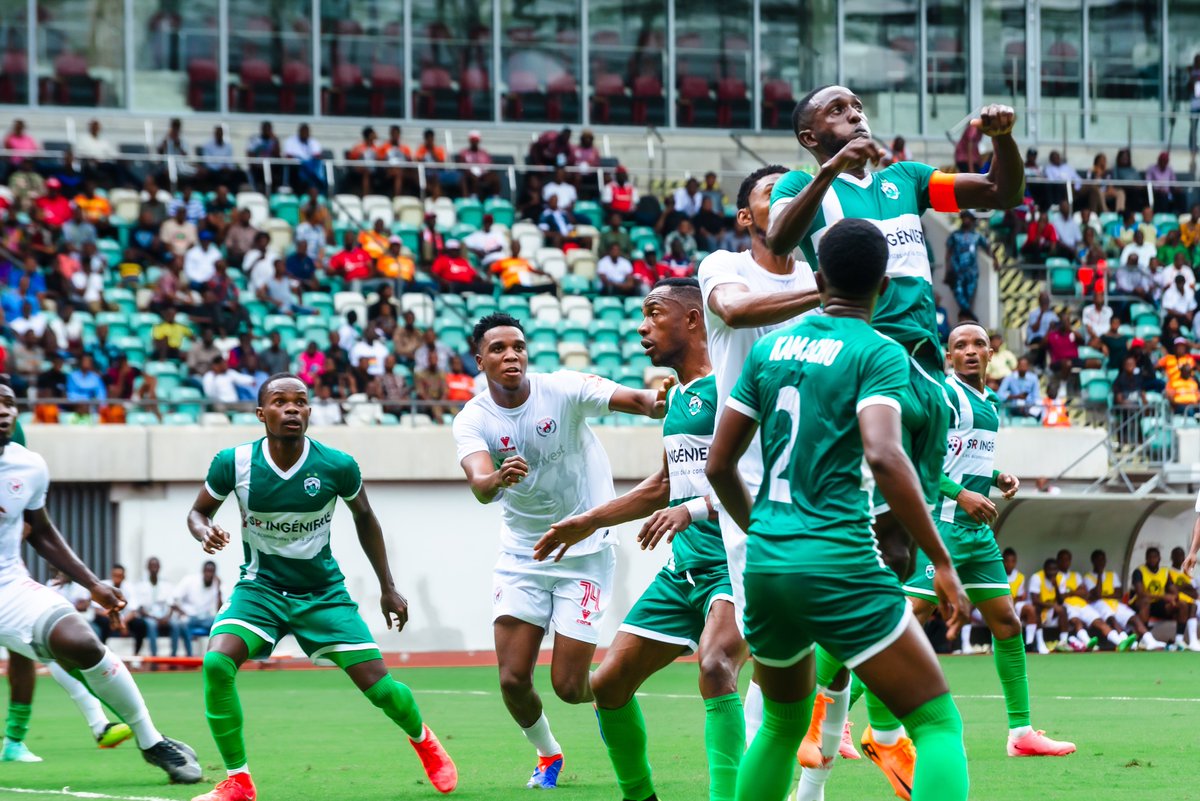 Rangers_Intl's tweet image. Capturing the intensity: Field action highlights from our latest match.📸

#RangersInt #CAFCL #FirstLeg #FieldAction #GameIntensity
#GloryDays #NeverSayDie