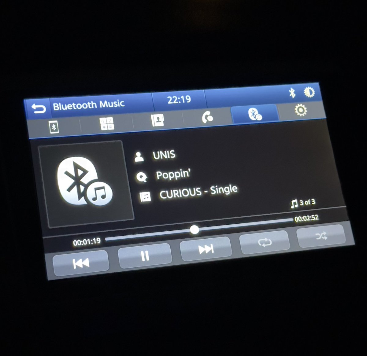 jayonx22's tweet image. Such a great song to listen to during night drives. 🌃 🚘

Don’t sleep on UNIS’ b-sides, most of them are title-track worthy if you ask me. 🤌

#UNIS #POPPIN #CURIOUS

music.apple.com/ph/album/poppi…