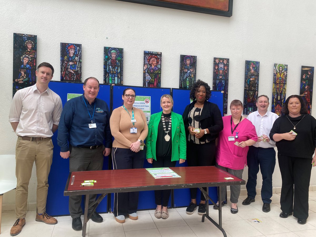 Mayo University Hospital officially launched their reinforcement campaign today for a smoke and vape-free campus and are asking the entire Mayo community to get behind them and to recognise the importance of maintaining a🚭smoke-free campus for patients, staff and visitors.