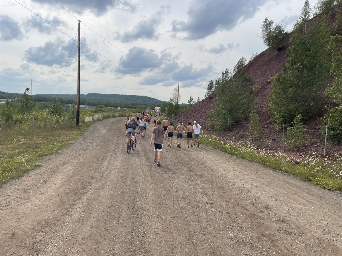 HibbingTrack&CC tweet media