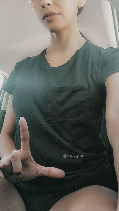 Running stupid boring Monday errands. 😒 Send for coffee loser.  #findom #paypig #qosdomme https://t.<a href="/tag/findom"class="tags"><span>#findom</span></a><a href="/tag/paypig"class="tags"><span>#paypig</span></a><a href="/tag/qosdomme"class="tags"><span>#qosdomme</span></a>