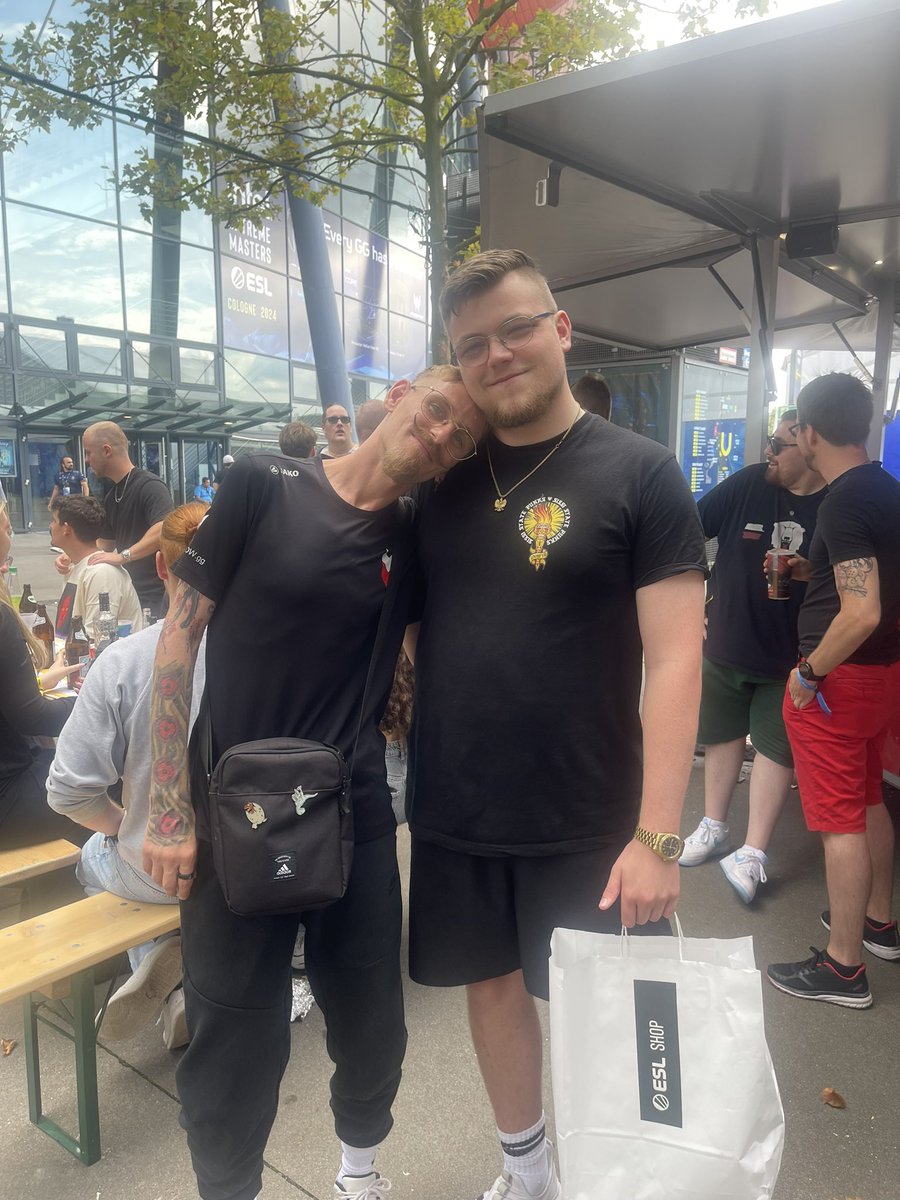 WAVE | NAFseN tweet media