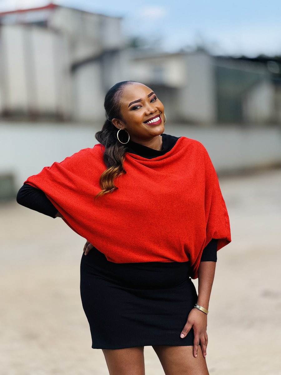 choiceradio_ke's tweet photo. Monday Blues where?? Where? That’s right! When @lady_Mathai is around this is how rosy it looks 😍😍

#ChoiceDriveThrough #ChoiceRadioKe https://t.co/TIeX4cwbrU