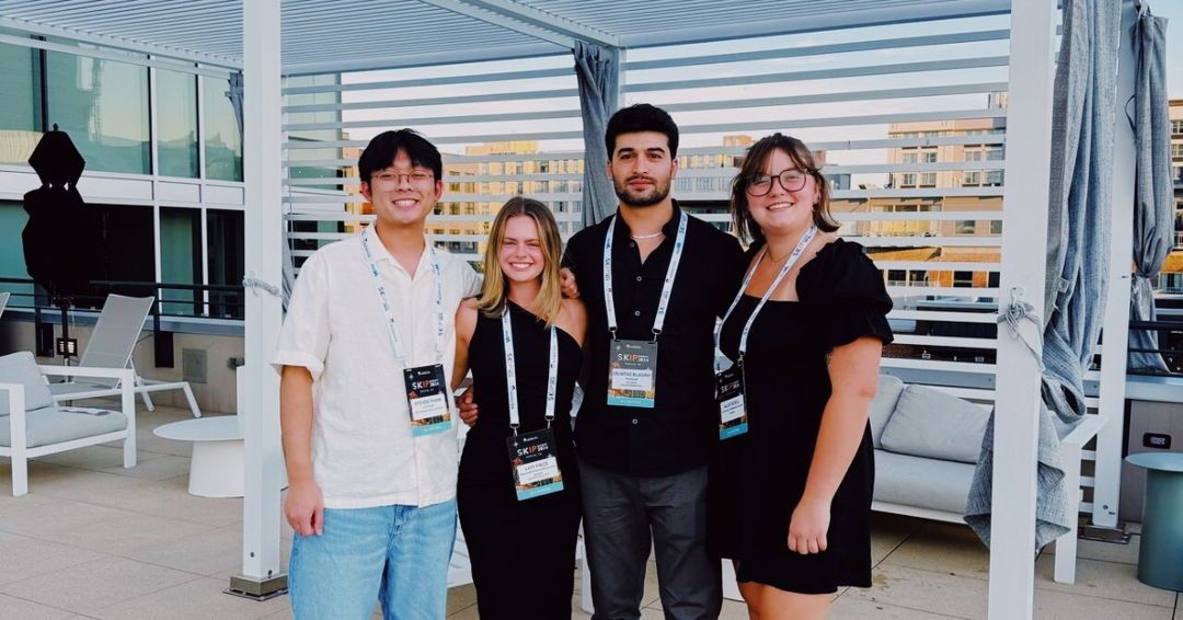 connecting with founders, authors and leaders &gt;&gt;
learning about the future of franchising &gt;&gt;
receiving college credit for the experience &gt;&gt;&gt;

Thank you to @franchiseryan and the Franchise Sidekick team for creating this opportunity for our students!

#StartSomething #Franchise