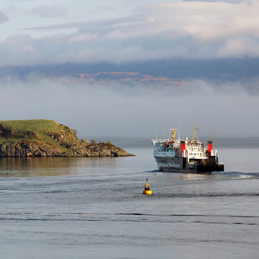 BY LAND, SEA AND AIR 
Islay’s vast skies, endless beaches and warm welcome are closer than you might think – daily flights from Glasgow Airport take just 25 minutes.

Or, if time and a sense of adventure are on your side, there’s always the scenic route… bit.ly/4dLZizN