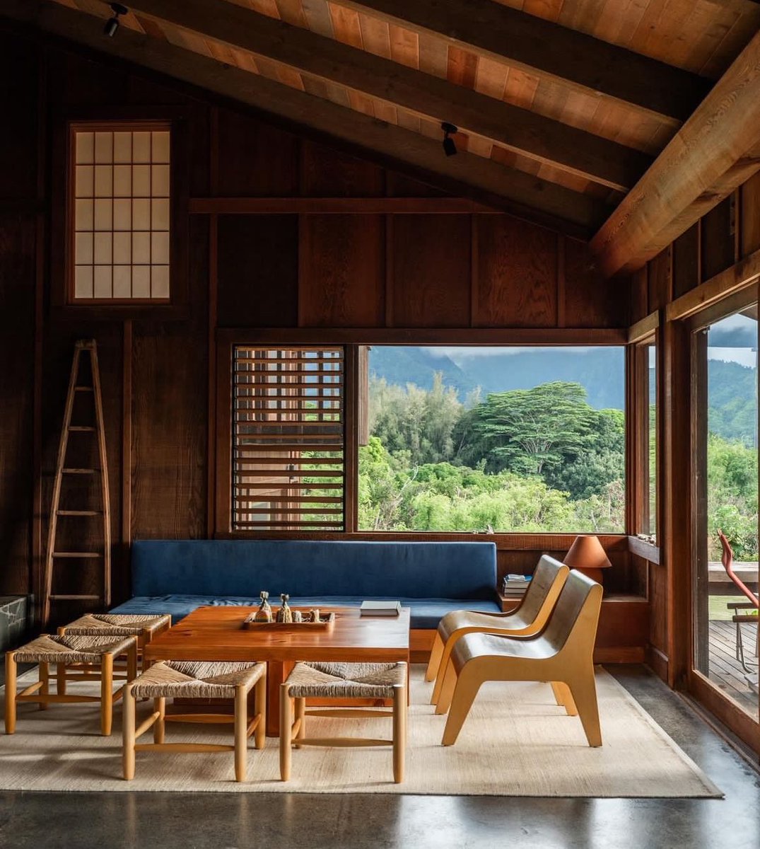 luusssso's tweet photo. Obsessed with wood and stone interior of this home on the island of Kauai https://t.co/lIR4QDiHRe