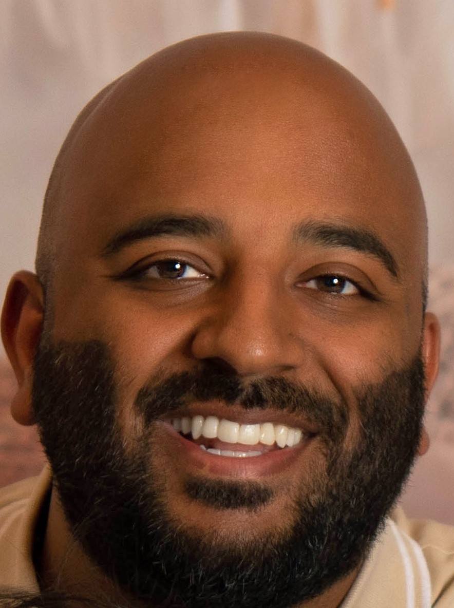 SouthernULaw's tweet photo. Congratulations to Law Center alumnus, Virag Dave, J.D., on his promotion to senior manager at @Discover! In his new role, he will oversee and lead a team responsible for executing the organization’s Compliance Risk Assessment. #SULC #AnalysisMatters https://t.co/L4fgxbRcQ3