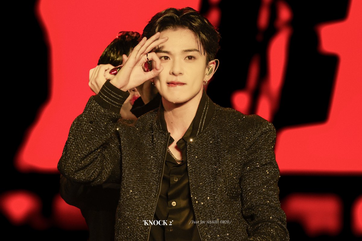 Hamazing Day with Asahi 

🎂📸🎉

#OurShiningSuperStarAsahi
#カメラの奥に広がるアサヒの世界
#오사카낭만보이_사히야_생일축하해

#ASAHI #아사히 #朝光 #アサヒ #TREASURE