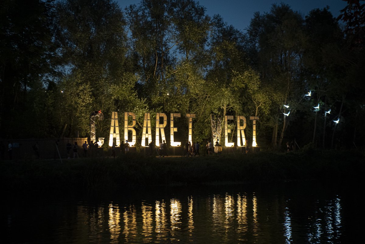 CabaretVert's tweet photo. MERCI ! 💚

Des ponts entre deux rives,
Des déambulations autour du fleuve,
De la joie et de l’énergie,
4 jours enchantés sous les arbres 🌳

C’était la 18e édition et nous sommes très heureux de l’avoir partagée avec vous. 🫶

RDV du 14 au 17 août 2025
A l’année prochaine ! https://t.co/1Fz0zi6ZvH