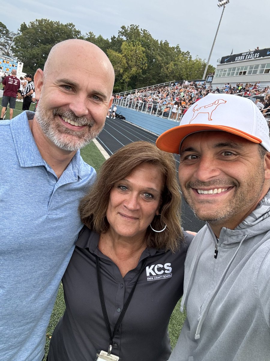 Cindy White (@cwhite_kcs) on Twitter photo Full circle....blessed to have been an educator long enough to see how very well former students are doing...these two make me smile! #BlessedToHaveBeenTheirTeacher <a href="/the_rkdub/">Keith Wilson</a> <a href="/justinapratt/">Justin A. Pratt</a> Full circle....blessed to have been an educator long enough to see how very well former students are doing...these two make me smile! #BlessedToHaveBeenTheirTeacher <a href="/the_rkdub/">Keith Wilson</a> <a href="/justinapratt/">Justin A. Pratt</a>