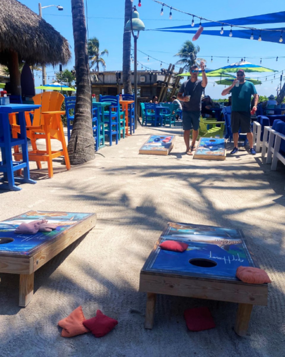 BRB taking a midweek break! Come join us at the bar.

#humpdaybreak #midweekescape #wednesdayvibes #drinks #happyhour #unwind #barlife