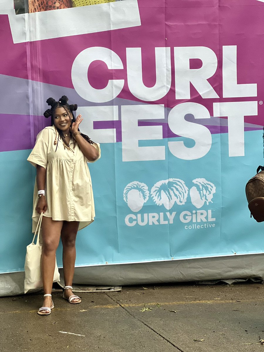 ohthatsteeee_'s tweet image. #Curlfest was such a vibeeeee ✨