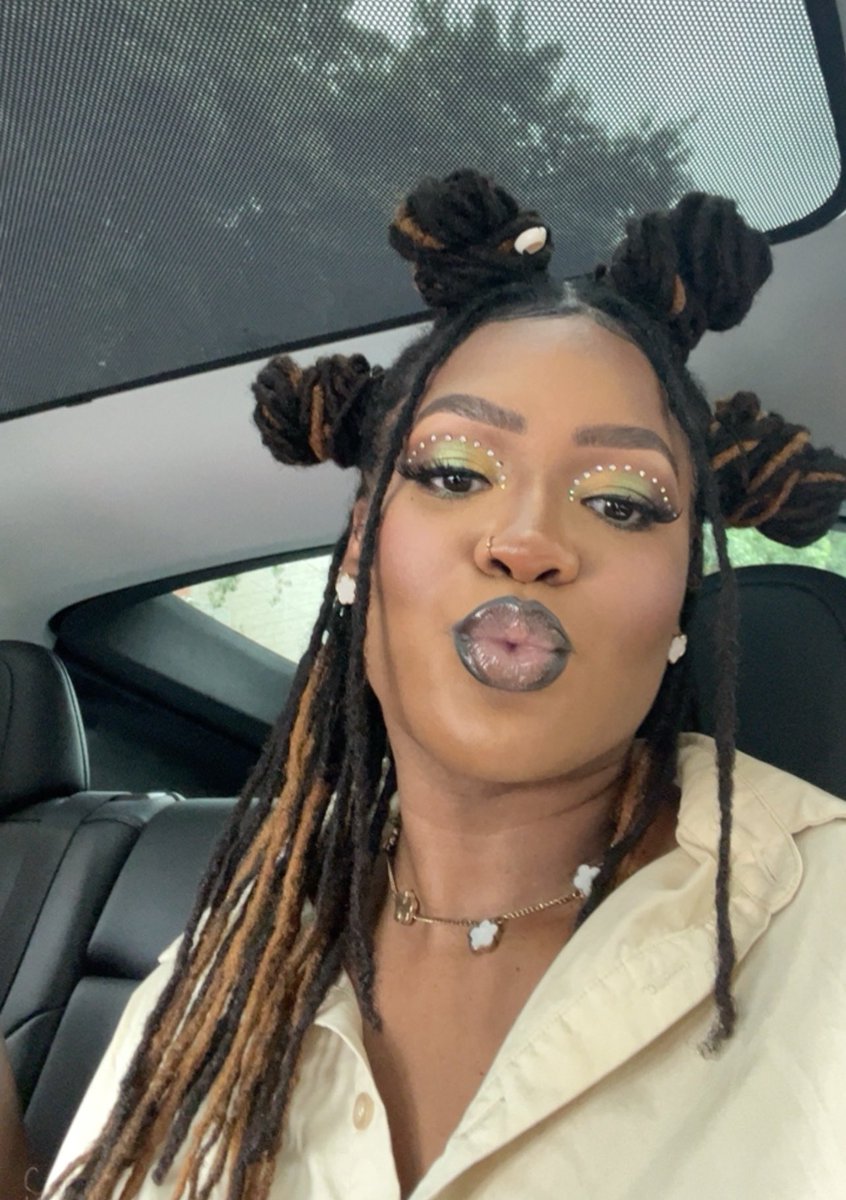 ohthatsteeee_'s tweet image. #Curlfest was such a vibeeeee ✨