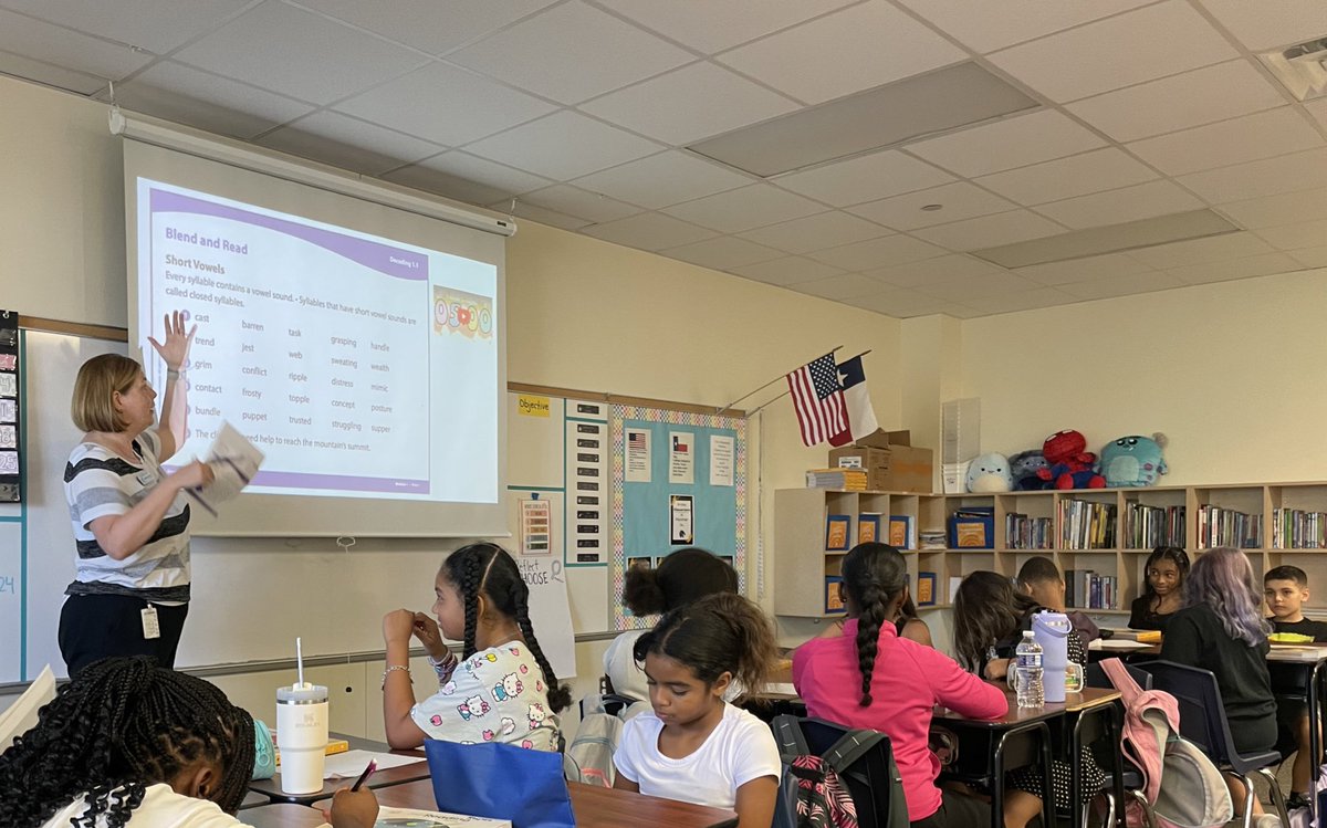 Jennifer Wagner (@jenwag18) on Twitter photo What a great way to kick off the first full week of school! Our district coach <a href="/MrsMLSchneider/">Mandy Schneider</a> and our first year 5th RLA teacher are co-teaching this morning. LOVE the engagement, routines, and conversations!! 🤩 <a href="/basswood_es/">Basswood Elementary</a> <a href="/kisdlit/">KellerELA</a> What a great way to kick off the first full week of school! Our district coach <a href="/MrsMLSchneider/">Mandy Schneider</a> and our first year 5th RLA teacher are co-teaching this morning. LOVE the engagement, routines, and conversations!! 🤩 <a href="/basswood_es/">Basswood Elementary</a> <a href="/kisdlit/">KellerELA</a>