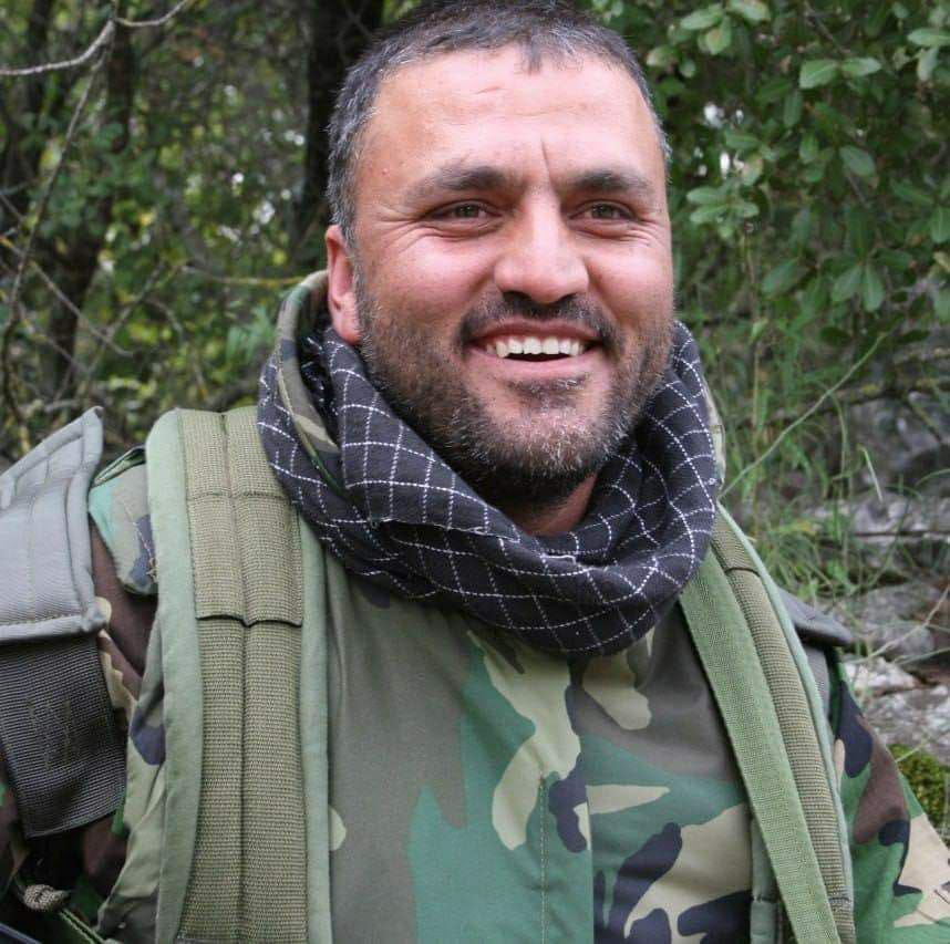 FatimaAbs89's tweet photo. "إلى كل المجاهدين كونوا مع الحسين في كل مكان وزمان وابكوا عليه كما قال صاحب الزمان (عج)، واظبوا على المجالس فإن فيها الحسين يحيا"

من وصية الشهيد المجاهد طه عباس عباس "علي الرضا"

#شهداؤنا_عظماؤنا https://t.co/9amTHQOkne