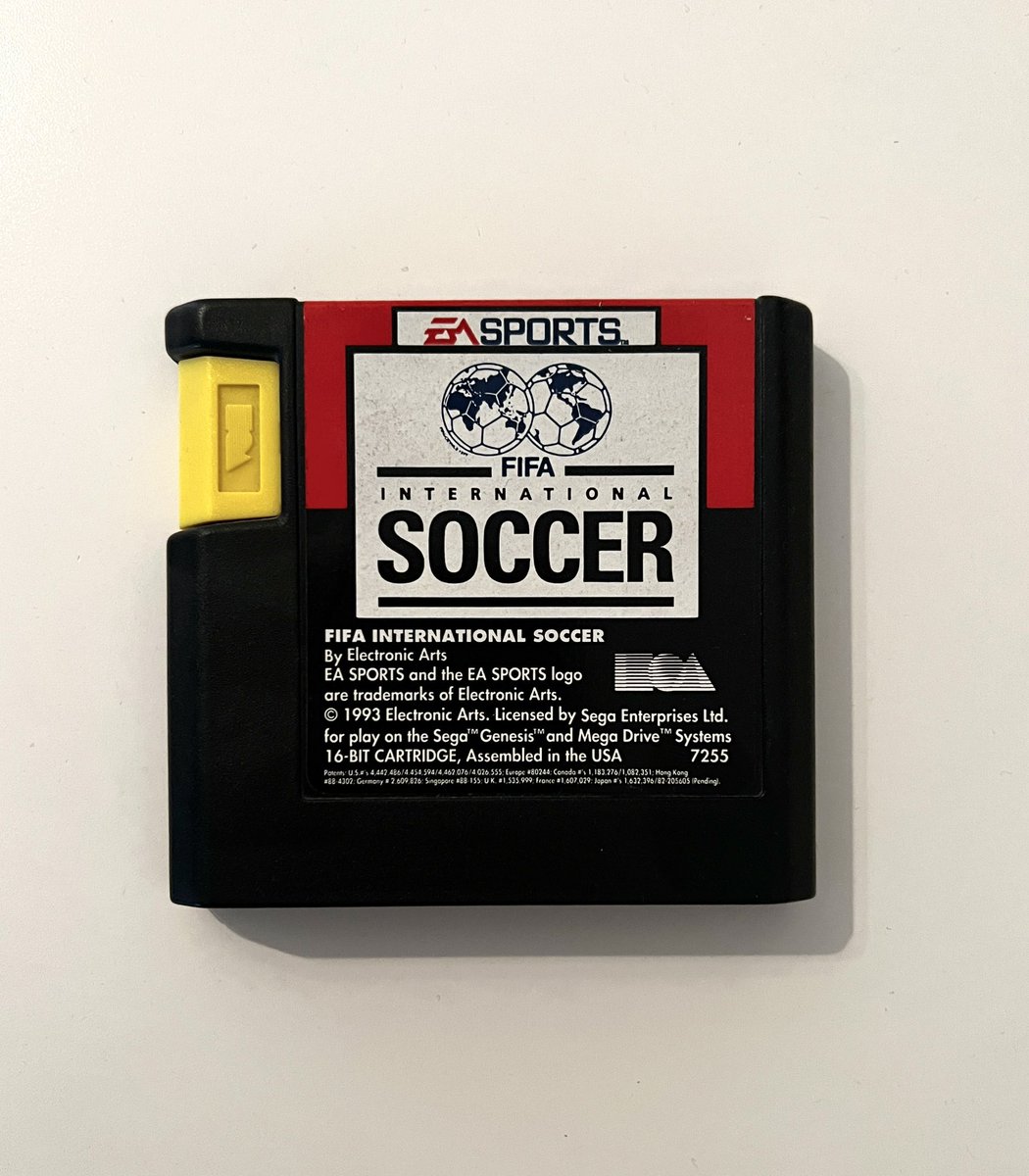 cplano77's tweet photo. @paleta 16 años, el primer FIFA que hubo, por aquí tengo una copia. Ahora ya con 46 😆 https://t.co/oHrNpvDQWa