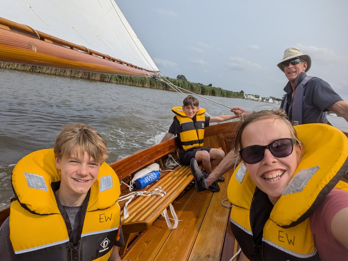 5th Islington Scout Group tweet media