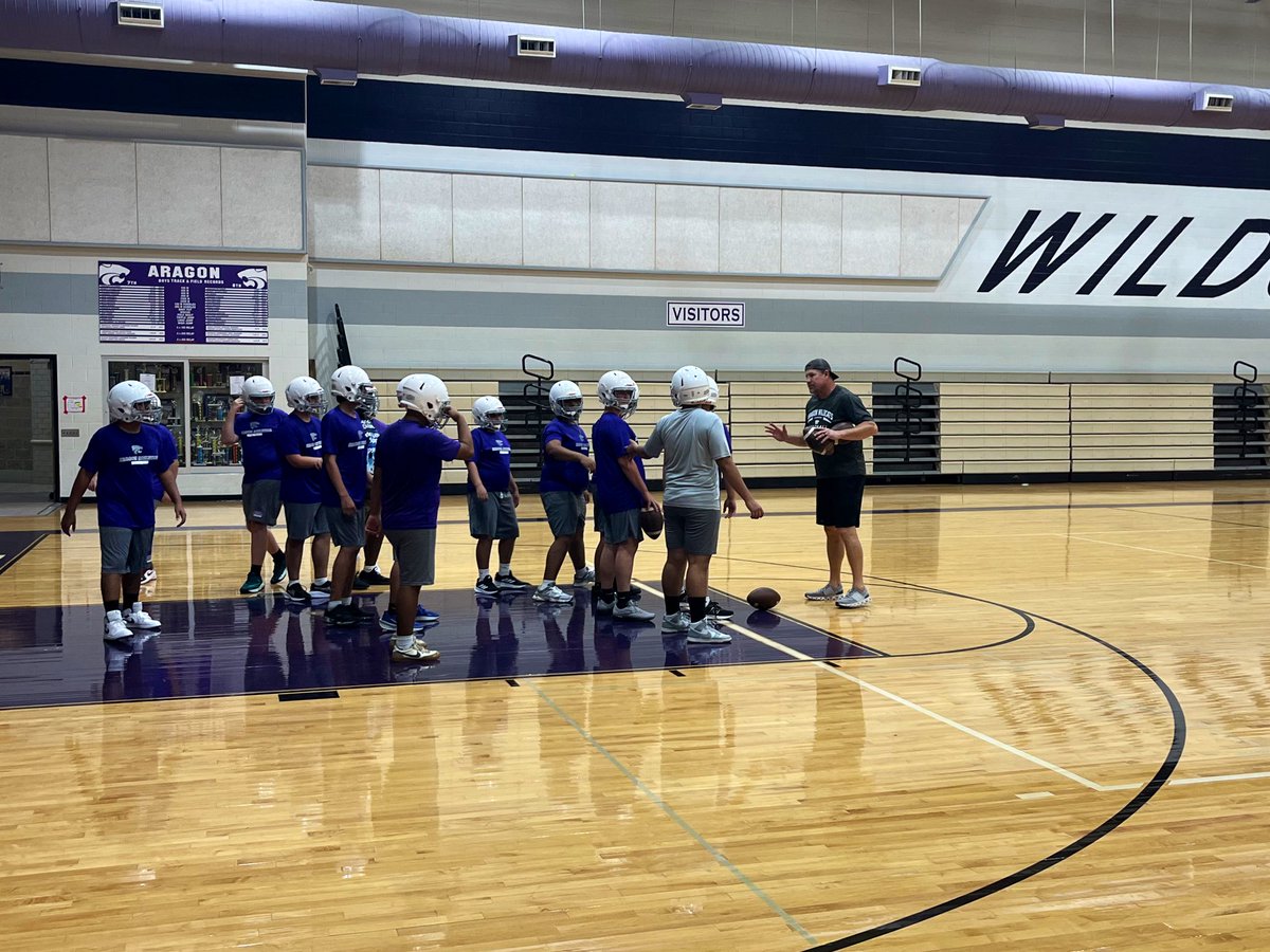 AragonMS_Sports's tweet photo. First day of 8th grade football practice! 
@AragonWildcats 💜🏈

The heat advisory may keep us from going outside, but practice is still going on inside! #whateverittakes #hardworkdontstop #WildcatExcellence #ROAR #ChampionsBuiltHere #futurelobos @CFISDAthletics https://t.co/BQ8EOEDhQf