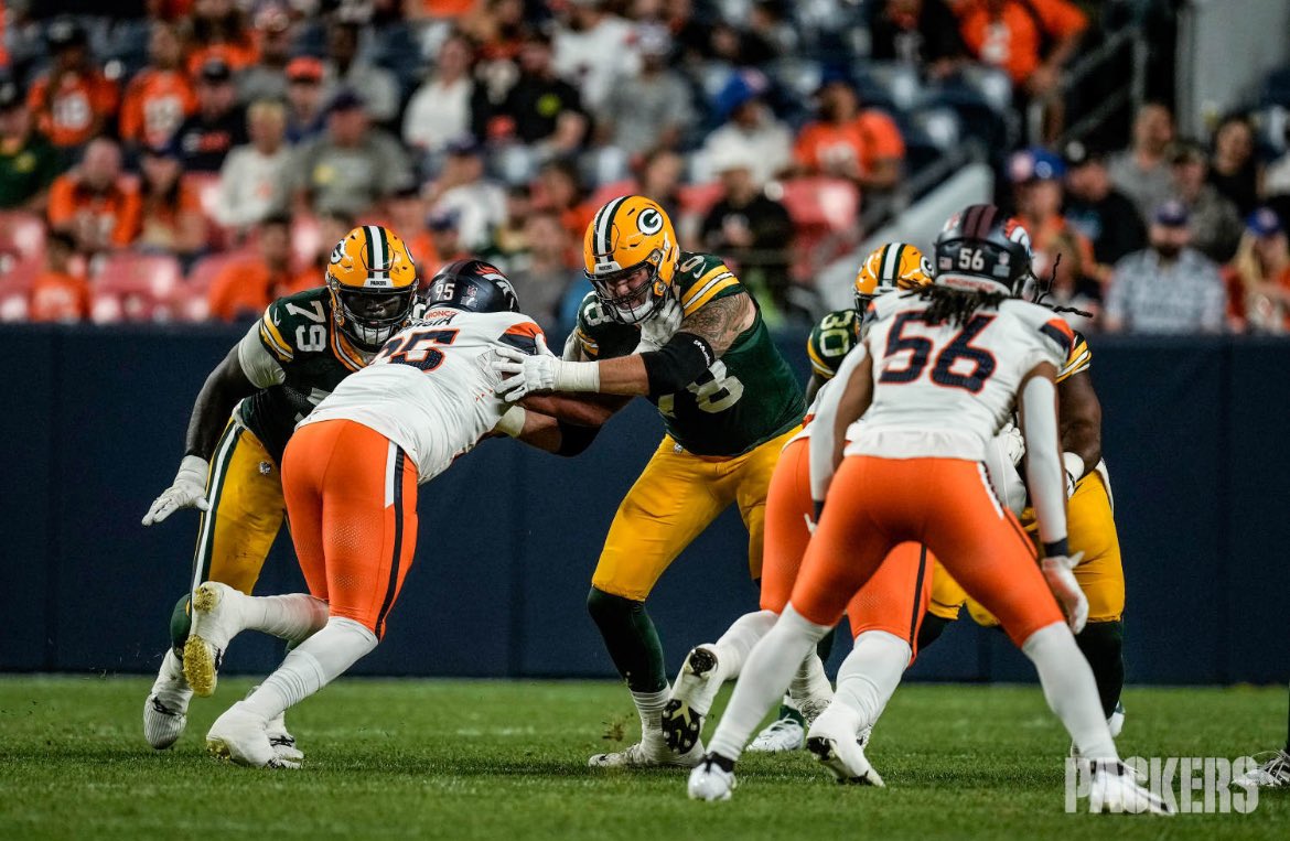 HoggNFL's tweet photo. Green Bay Packers top graded players via PFF in their second preseason game 🆚 the Broncos  

Offense⤵️
🥇Luke Tenuta: 69.6
🥈Malik Heath: 69.3
🥉Samori Toure: 64.5

Defense⤵️
🥇Benny Sapp III: 85.9
🥈Chris Russell Jr. 80.4
🥉Kristian Welch: 75.1 https://t.co/aBGEtmlFyl
