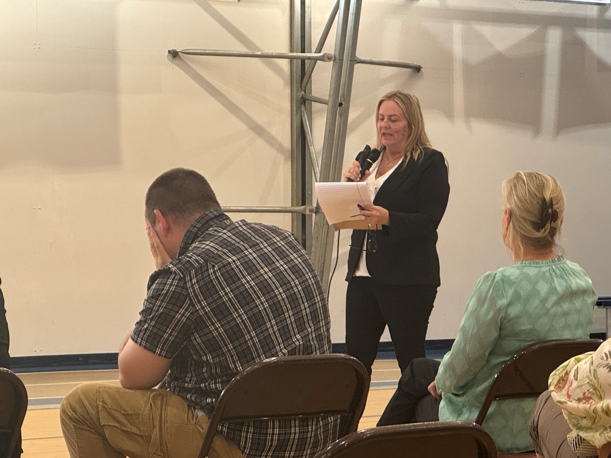 Thx to members who participated in <a href="/mohamudnoor/">Mohamud Noor</a> town hall—Tami Abla, Peaceful Living, spoke about struggles facing AL providers; Nasir Gabeyre, Stonecrest Living, spoke &amp; stayed after to connect personally w/Sen. John Hoffman &amp; Commissioner Jodi Harpstead #CPMAdvocates #mnleg
