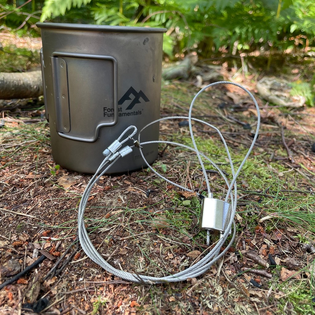 forestfundament's tweet photo. New product alert! 🚨 Introducing the TrailGrip Pot Hanger! 

For years, I used old steel cables to hang pots and pans in the field, constantly tweaking them. What began as a personal DIY project has evolved into a quality piece of gear. https://t.co/zmOFzYDla6