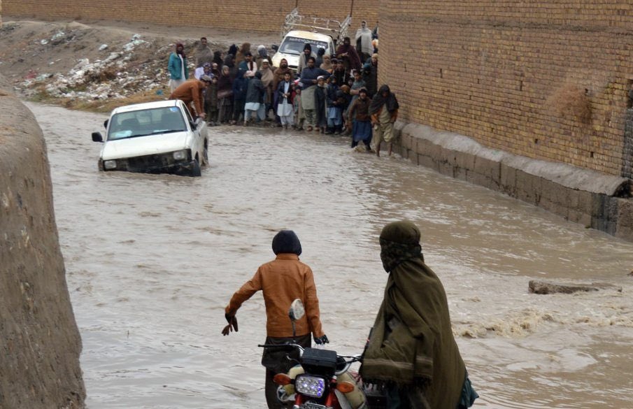 BalochYakjehtiC's tweet photo. Heavy rainfall and floods have wrecked havoc across several areas of Balochistan in the past few days. Bolan, jaffarabad, Khuzdar, Lasbela, Mastung, Noshki and Sohbatpur districts have incurred losses of life and property. Houses destroyed, population displaced, highways closed, bridges damaged and canals have been breached reflecting the true face of development that the State and Provincial Government keep bragging about. After the yesterday rainfall, the two main highways N-65 at Bolan and N-40 at Noshki faced closure resulting in traffic jams. Houses were damaged in Mastung with 10 injured and a women swept away by flood. Khuzdar has been also hit by heavy rainfall which has inundated several villages. Severe damages have been incurred in parts of Nasirabad Division with breaches in three canals that has swept away 31 villages and affected a population of more than 25 thousand. People are lying under the sky without water and food waiting to be rescued.
Floods followed by heavy rainfall have been destroying parts of Balochistan every year, further exacerbating already prevalent issues of hunger, poverty, livelihood, health and education . However, no viable steps have been taken on part of the State to cope with such a serious humanitarian crisis. This clearly manifests the colonial policy of the State towards the Baloch. The so called development is aimed to strengthen the colonial structures of exploitative regime. The rescue and relief operations are for those loyal to the State and not for the common folk. This also equates to  genocide as such physical conditions are calculated to bring about the destruction of a group in whole or in part.