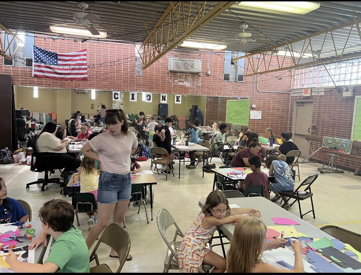 artsphereinc's tweet image. Art Sphere&apos;s programs!
Daniela&apos;s students created this past couple months at our various city locations! 🥰
 
These wonderful students created colorful kites, portraits, and collages.
Join us for our free program!
info@artsphere.org
#loveartsphereinc #SummerProgram2024 #philly