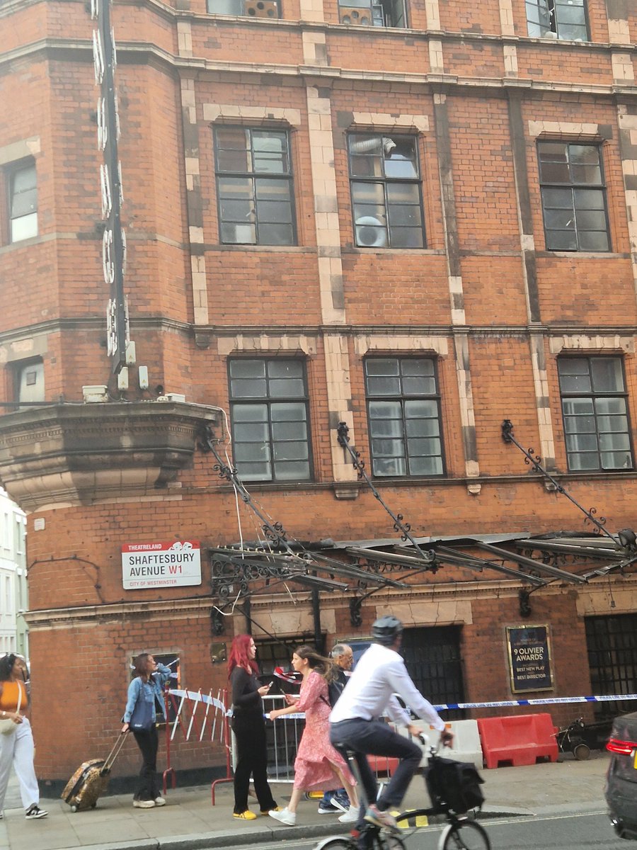 ATDazzles's tweet photo. Heard about a bus crashing into the Palace Theatre literally as I was walking past it. Looks like it's hit the back corner of the theatre.
Hopefully nobody was hurt during the accident. https://t.co/LLPj26rRYY
