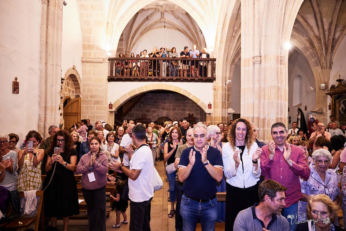 fundacionO2's tweet photo. #RebolledodelaTorre
#Burgos
Nuevo éxito del #Geofest que anima a ver la importancia de unir patrimonio con cultural, como vertebrador del territorio. todo un verdadero acierto
@geoloras @mitecogob https://t.co/Dzfp2ZXSOC