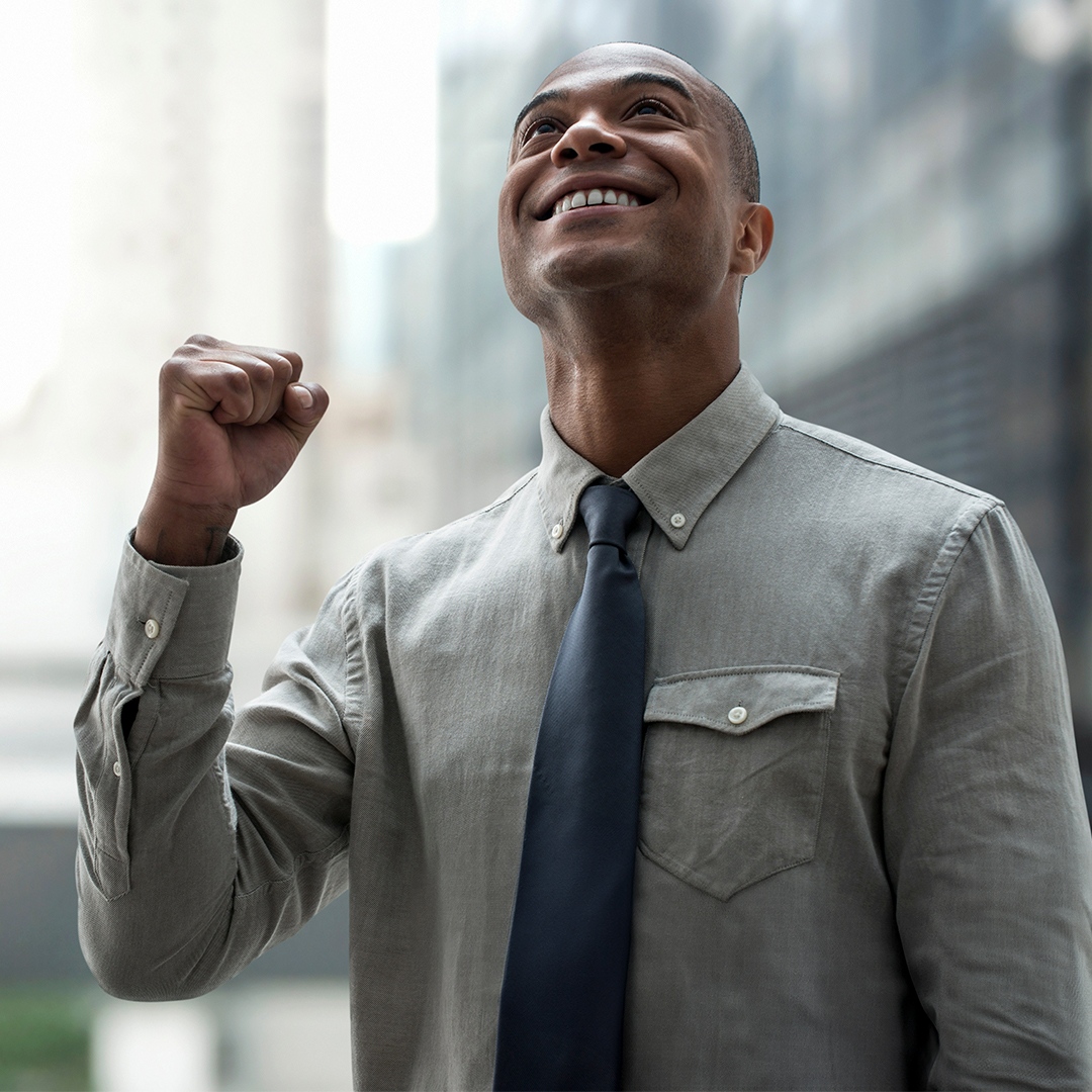 If you need a little #MondayMotivation just remember that freshly cleaned clothes can brighten any day! ⛅ #drycleaner #drycleaners #drycleaning #laundryservice #drycleaningservice #washandfold