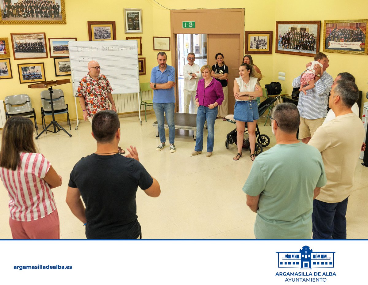 🎶 ¡Talento y música en Argamasilla de Alba! Sonia González y Ferrer Ferran entregan los diplomas del XXII Curso Internacional de Dirección de Bandas 🎵👩‍🏫👨‍🏫.

📍 Más info: argamasilladealba.es/actualidad/not…

#CulturaMusical #ArgamasillaDeAlba #Formación