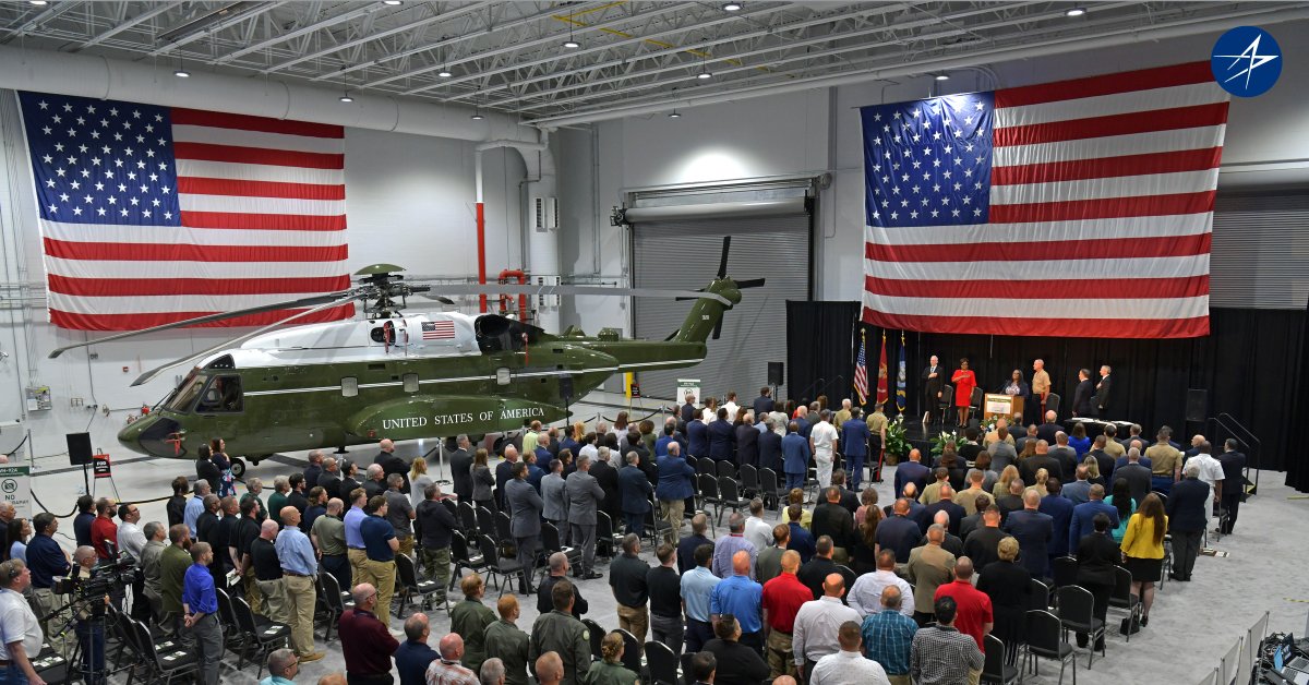 Sikorsky's tweet photo. The @USMC formally accepted the 23rd and final next-generation VH-92A Patriot presidential helicopter, continuing this legacy for decades to come: https://t.co/6gm0TBi7Sc https://t.co/cpa93ZEdTy